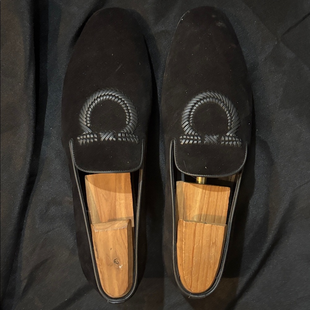 Salvatore Ferragamo Black Leather Shoes